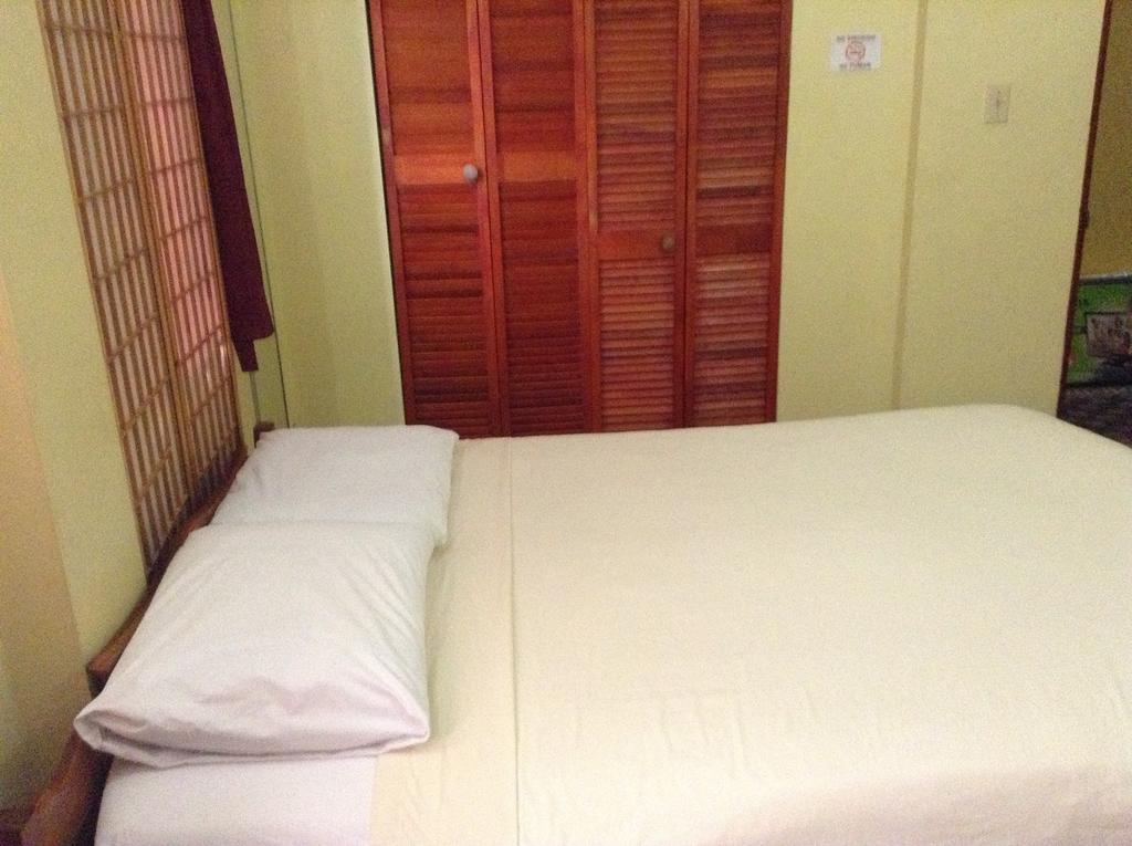 Belcove Hotel & Guesthouse Belize City Szoba fotó