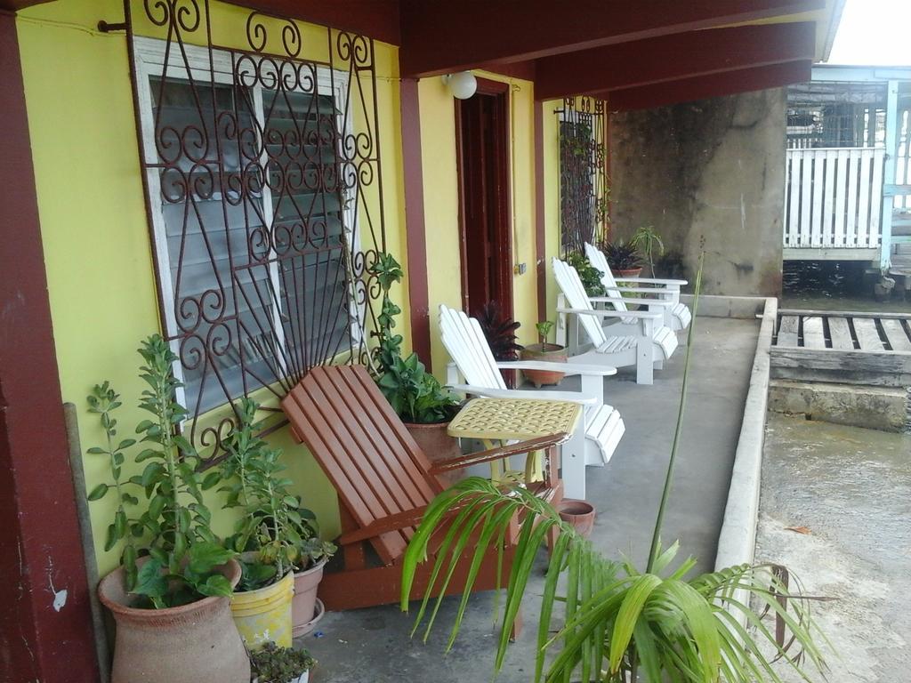 Belcove Hotel & Guesthouse Belize City Kültér fotó